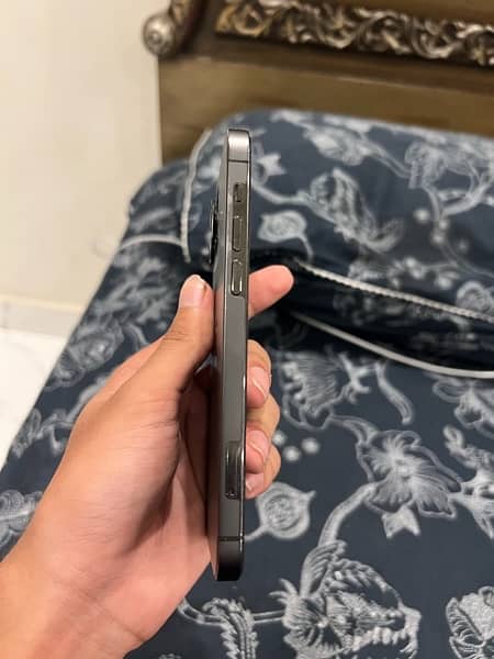 Iphone 12 pro 128 gb URGENT SALE 2