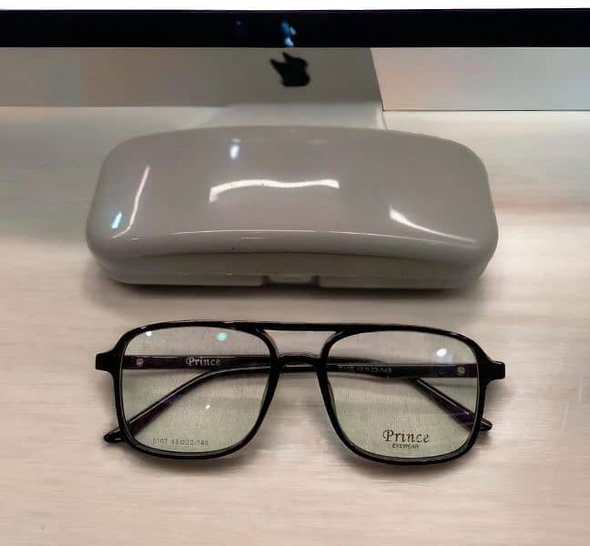 Artificial Glasses 0