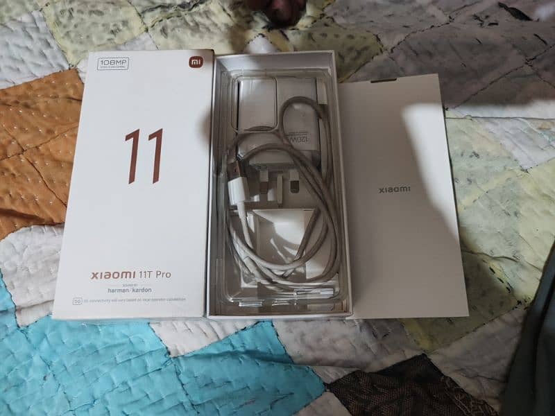 Xiaomi 11T pro 8.256 non pta only 2 month used 100 clear black with 4