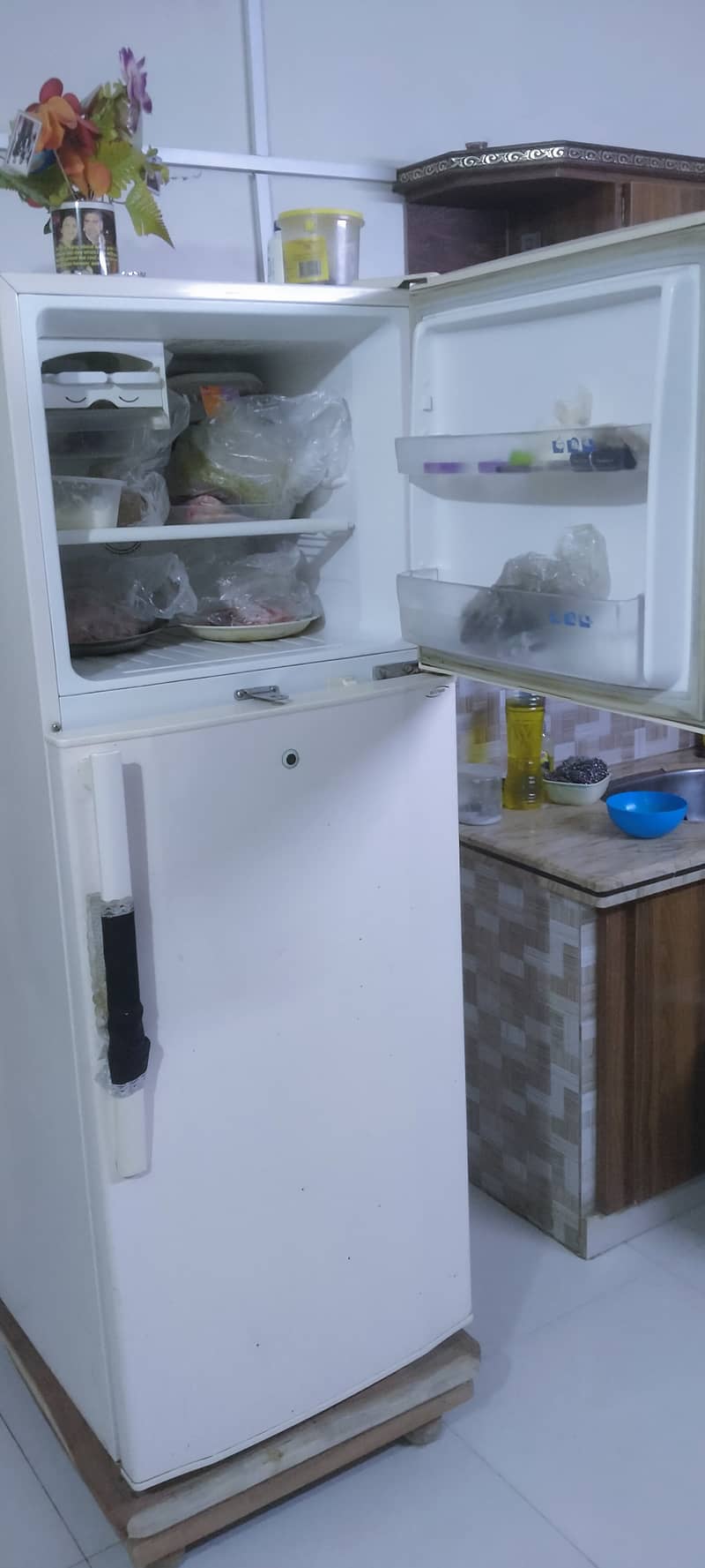 Samsung refrigerator good condition 0