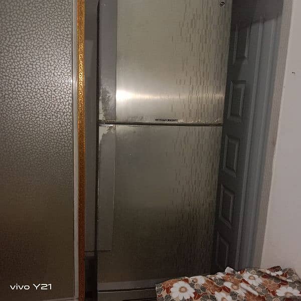 Pell refrigerator in full size 5