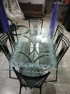 urgent sale 6 chairs dinning table in good condition