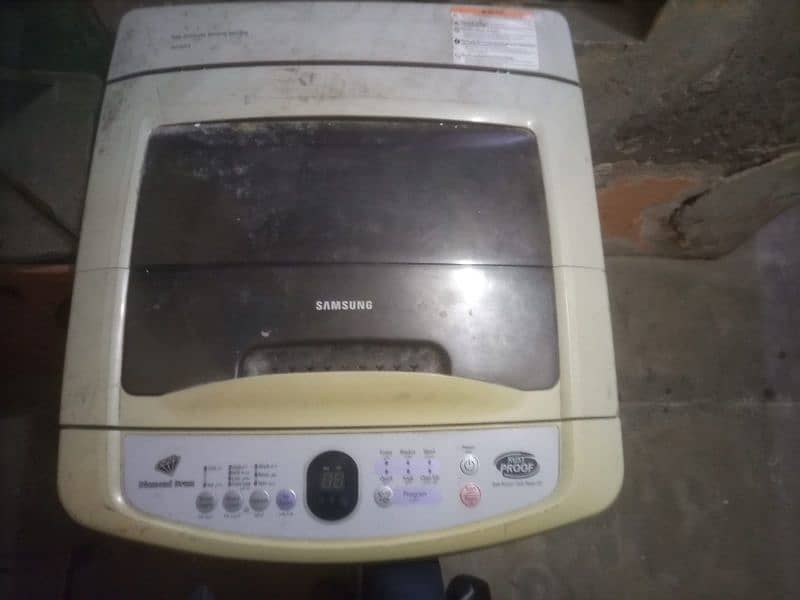 Samsung Automatic Washing and dry Machine 1