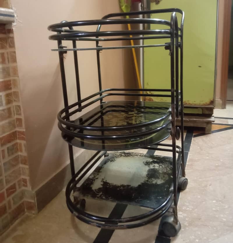 Tea Trolly For sale urgent 1