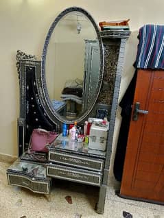 dressing table selling