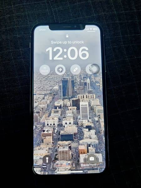 Iphone X 4