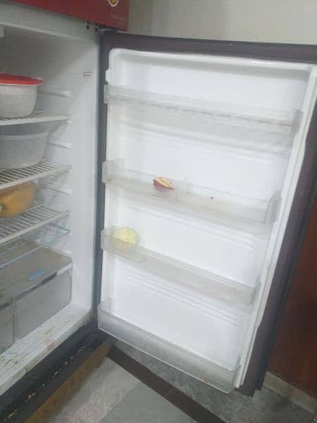 Kenwood Large size  refrigerator 0