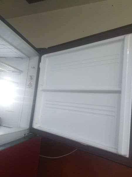 Kenwood Large size  refrigerator 2