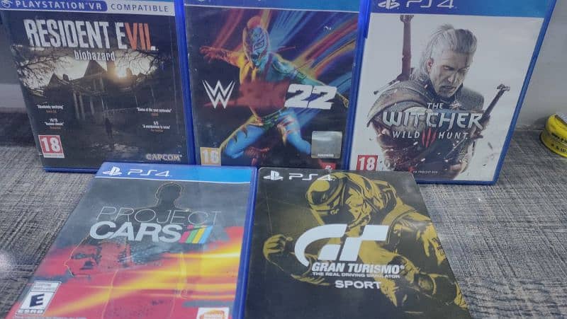 PS4 games in mint condition price is negotiable 0