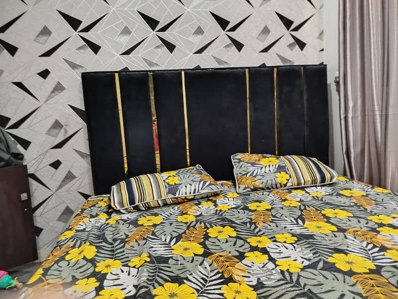 bed without mattress for sale 0