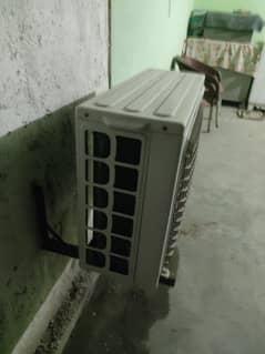 singer ac good conditions  vip cooling