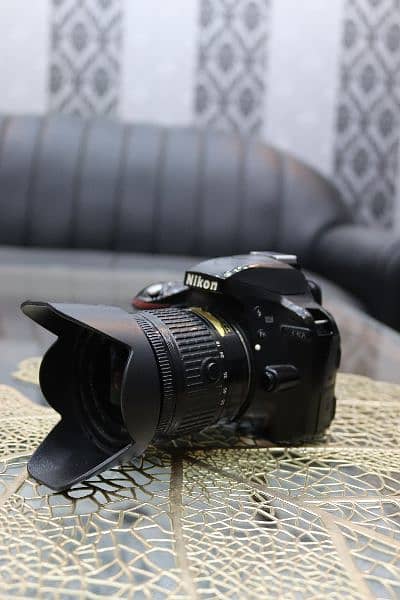 Nikon d3300 with 2 lens and accessories 0