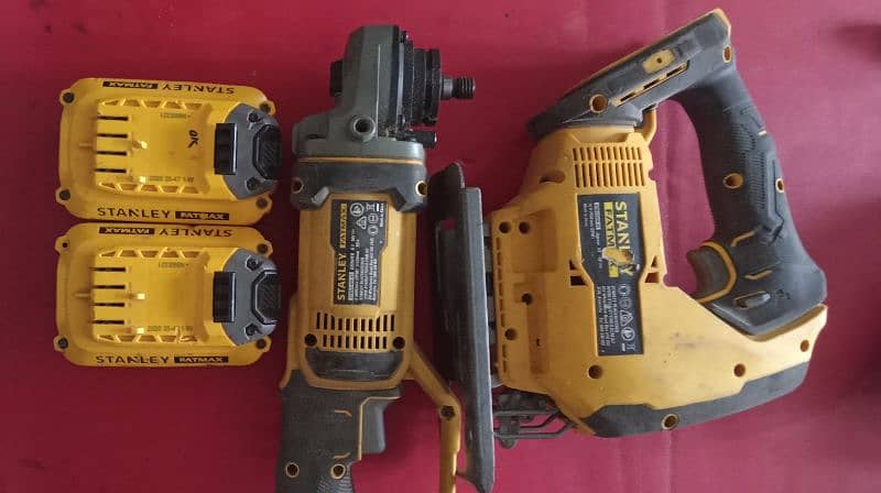 20 volt Stanley grinder and jig saw cutter with 2 battery 1