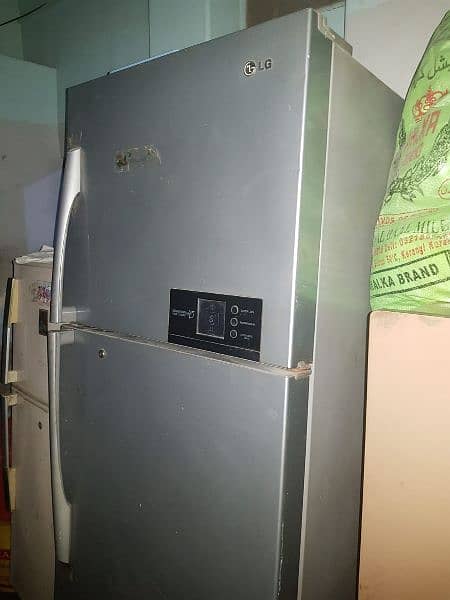LG fridge full size 1