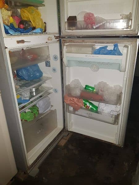 LG fridge full size 4
