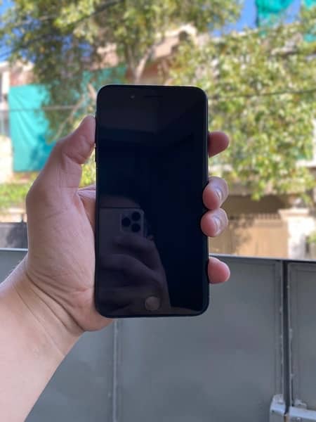 iPhone 7plus 256gb PTA Approved 0