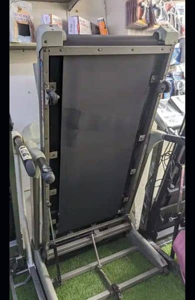 advance treadmill 130kg supported made by Taiwan auto incline DC motor 2
