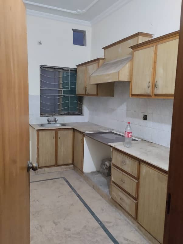 Lower portion for rent in johar town near canal road 0