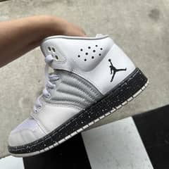 Nike Jordan 1 flight 4 Premium Oreo (Genuine) (Size 39)
