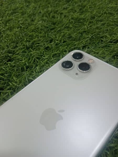 iphone 11 pro water peck non PTA 0