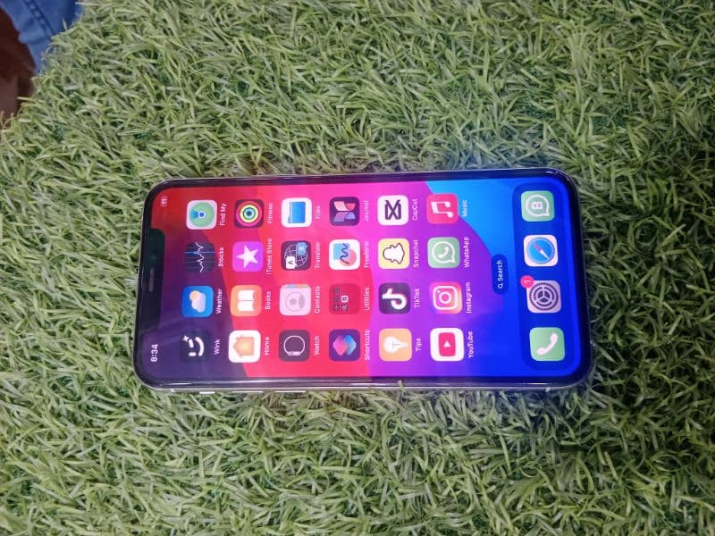 iphone 11 pro water peck non PTA 7