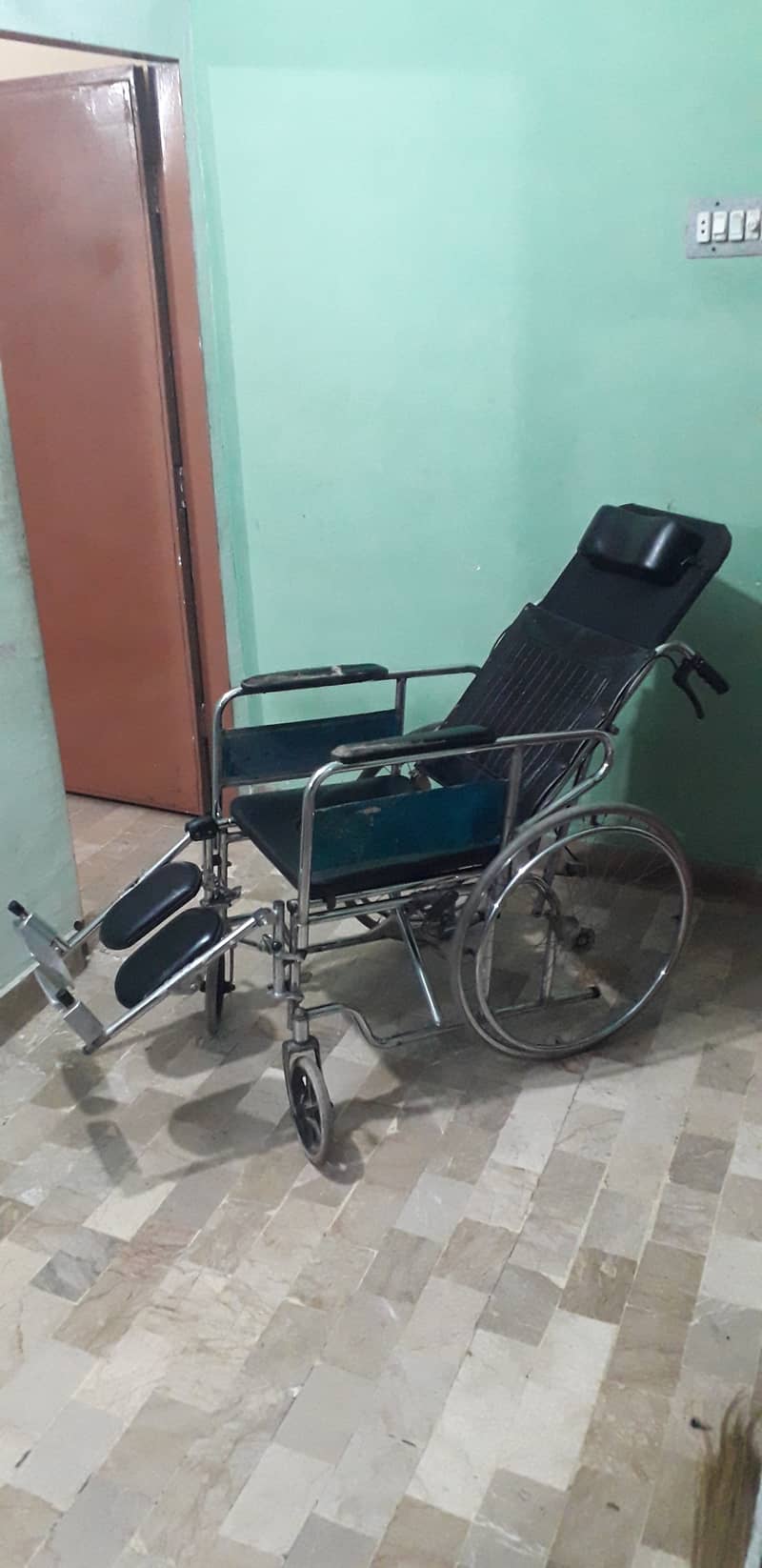 Steel Reclining Commode Wheelchair 0
