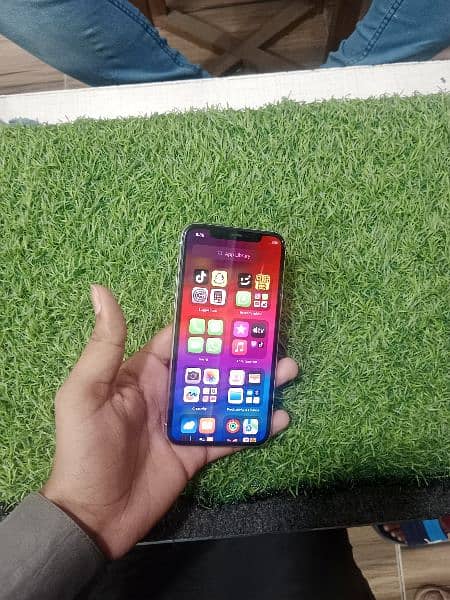 iphone 11 pro water peck non PTA 2