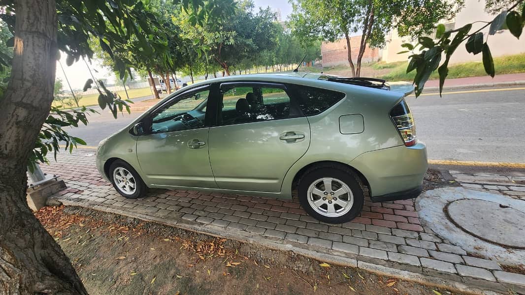 Toyota Prius 1.5 G-Touring  Model 2007 Registered 2013 Fresh home Used 1
