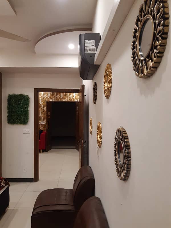 1 bed daily basis laxusry apartment available for rent in bahria town 0