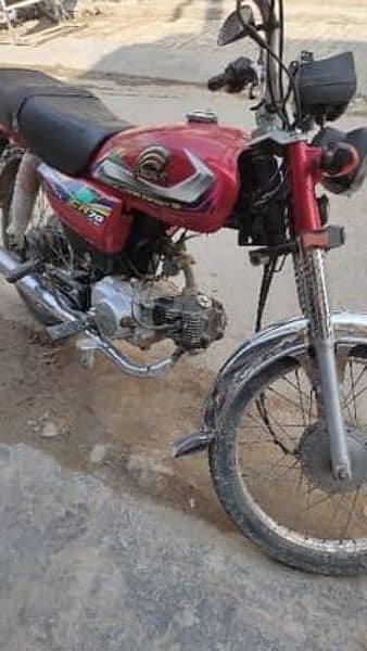 muje driver ki zaroot hy bike ke liye indrive or Yango py bike chalani 1