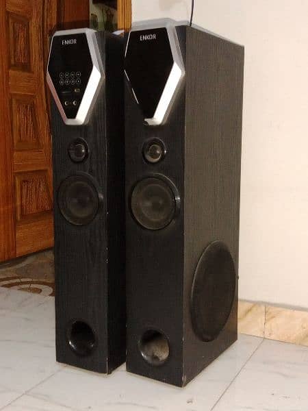 Enkor speakers Best sound system nd base too 1