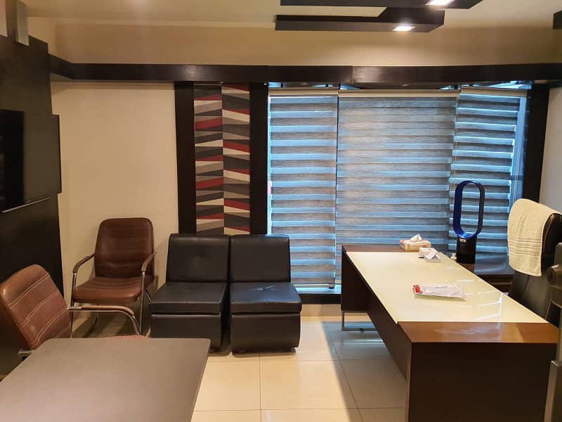 PHASE 6 VIP LAVISH FURNISHED OFFICE FOR RENT 24 & 7 TIME 21
