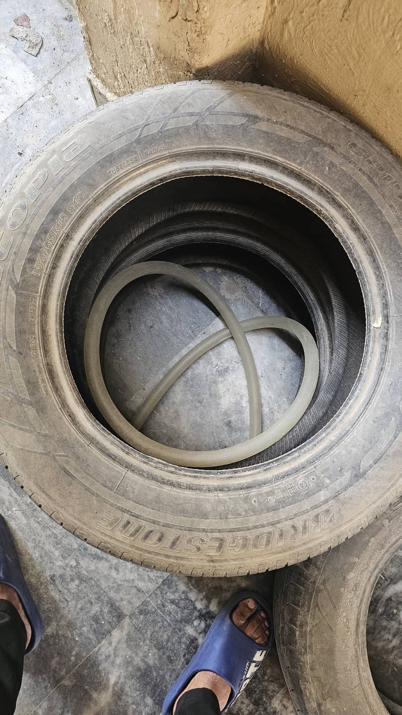 Civic tyres 3