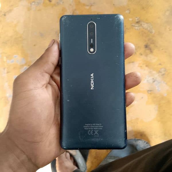 Nokia 8 3