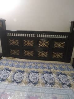 pure wood chenyoti bed set with brand new matress