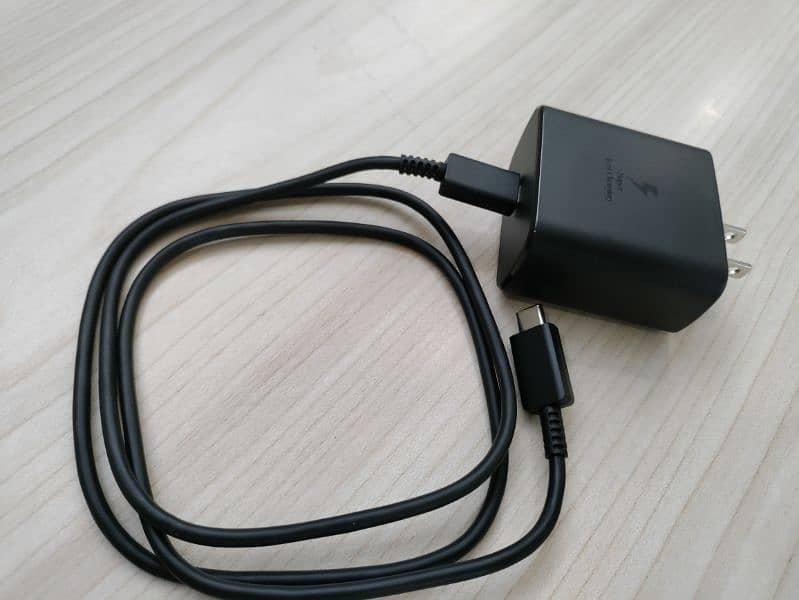 Samsung S22 45w charger with type c cable 100% original for sale 2