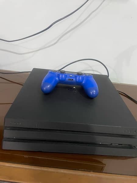 ps4 pro with 3 cds 4
