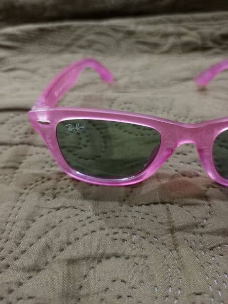 RayBan For Female Made in Italy Lush Condition 0