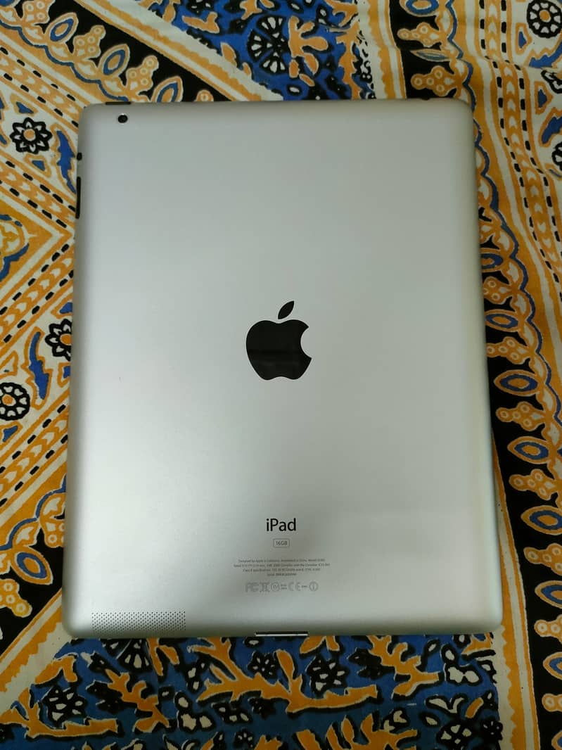 Apple iPad 2 16GB Wifi 10/10 Condition (USA Imported) 3