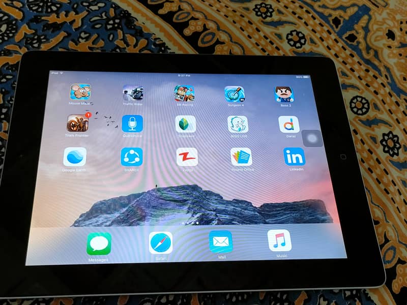 Apple iPad 2 16GB Wifi 10/10 Condition (USA Imported) 6