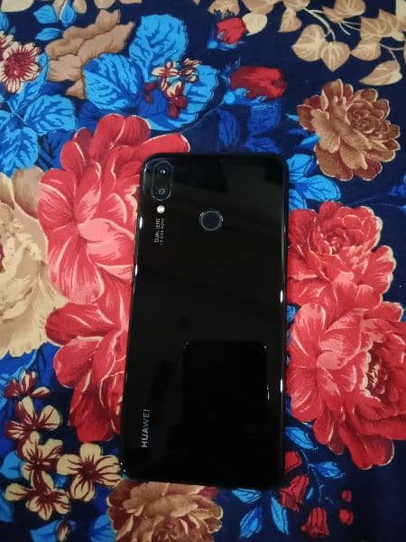 Huawei Nova 3i Black New condition 4