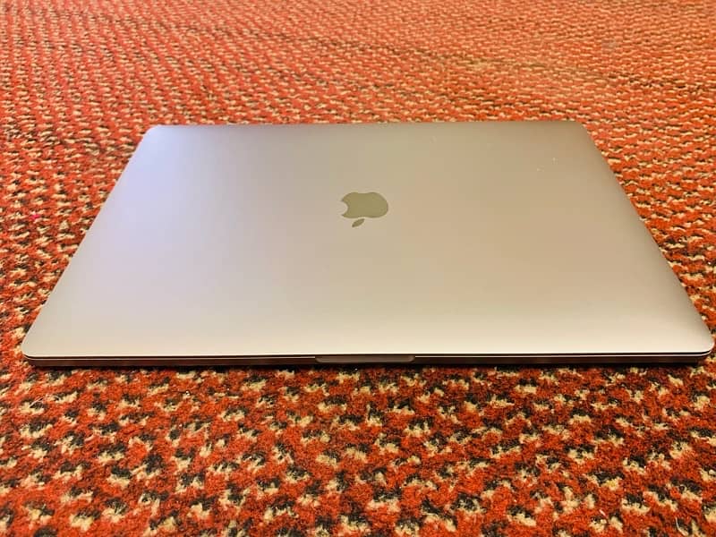 MacBook Pro Retina, 15-inch, 2017 ( 2 GB Graphic Card ) 7