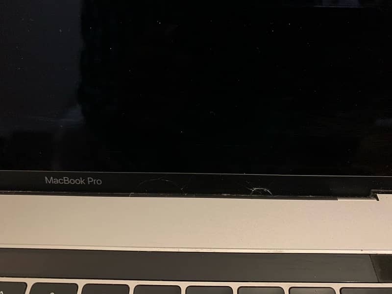 MacBook Pro Retina, 15-inch, 2017 ( 2 GB Graphic Card ) 11