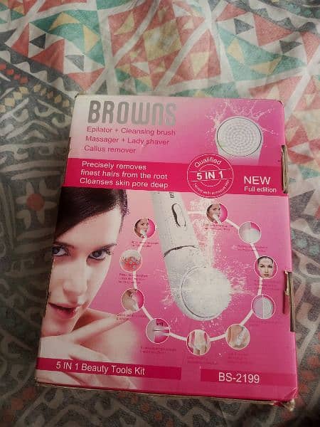 5 IN 1 Beauty Tools Kit 0