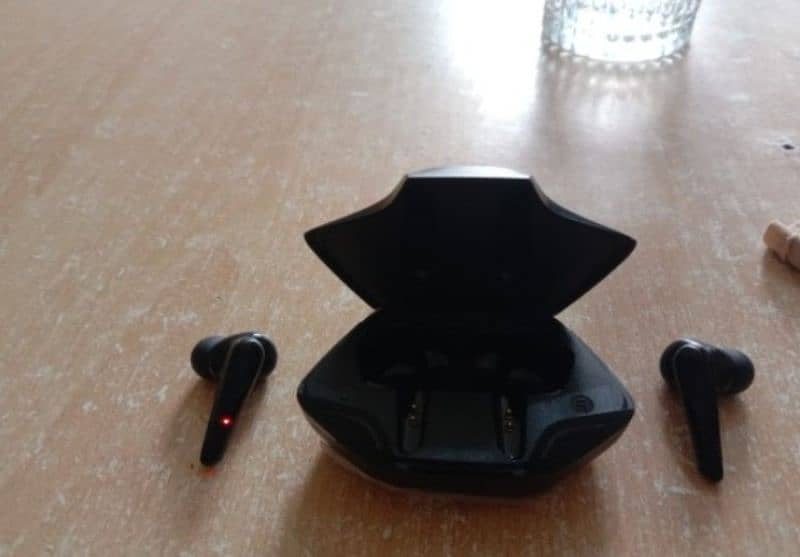 Bluetooth Headphones Gaming wireless Earphone Airburds wifi with mic 1