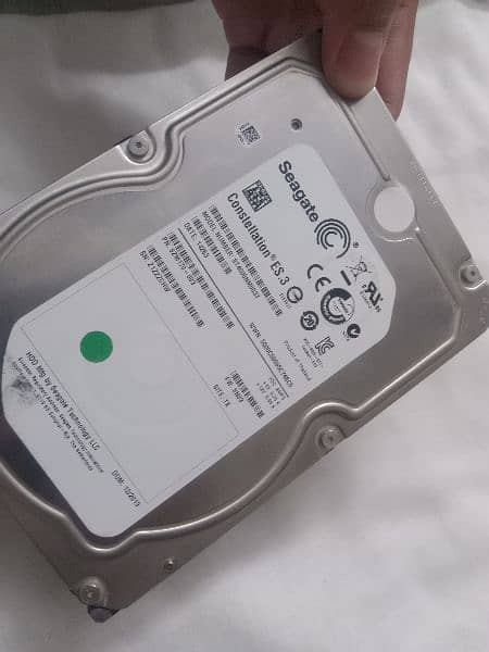 3tb Seagate Harddrive with 100% health 0