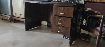 A workstation / study table for sale