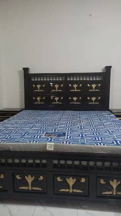 King size double bed for sale