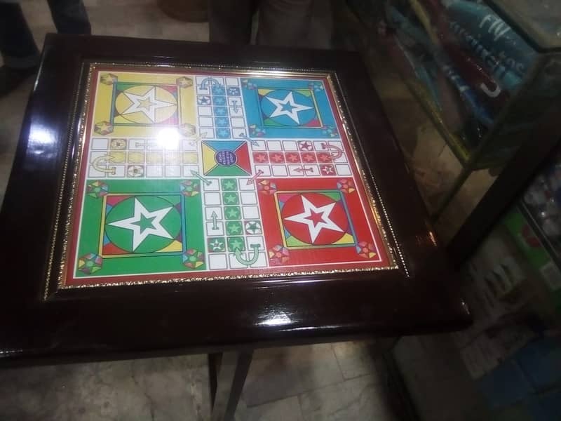 Dabbo,Carrom boards,Ludo/chess table,etc on wholesale price 4