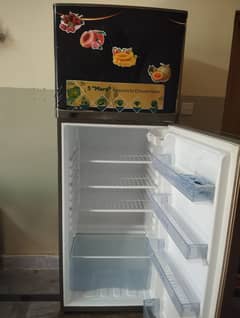 Haeir refrigerator large size in super condition